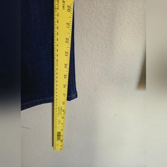 DU/ER Relaxed Taper Jeans - Picture 2 of 11